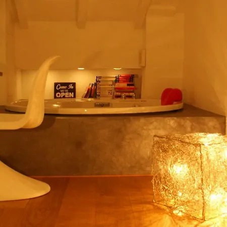 Loft In Centro Storico 아파트 *